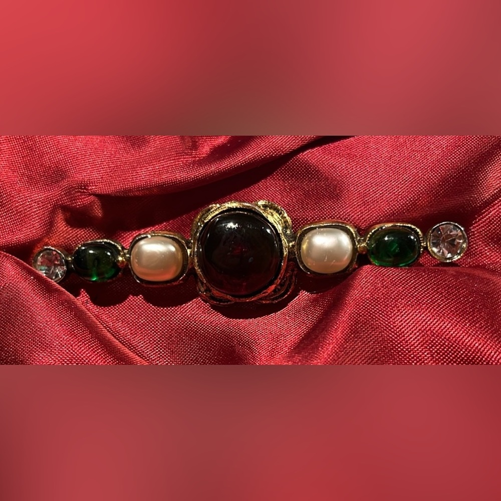 Rare Vintage signed Chanel brooch pin handmade in Paris, France, Maison Gripoix